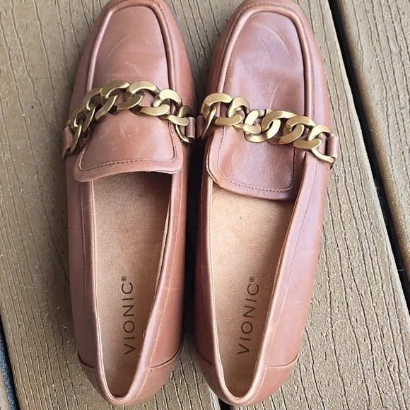 Vionic Mizelle Leather Gold Chain Loafer Shoes Brown Size 8.5 - Picture 3 of 8